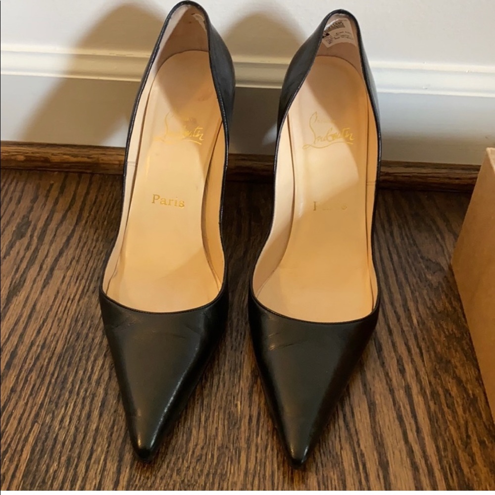 Christian Louboutin size 40
